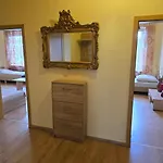 Central Apartment Apartment *