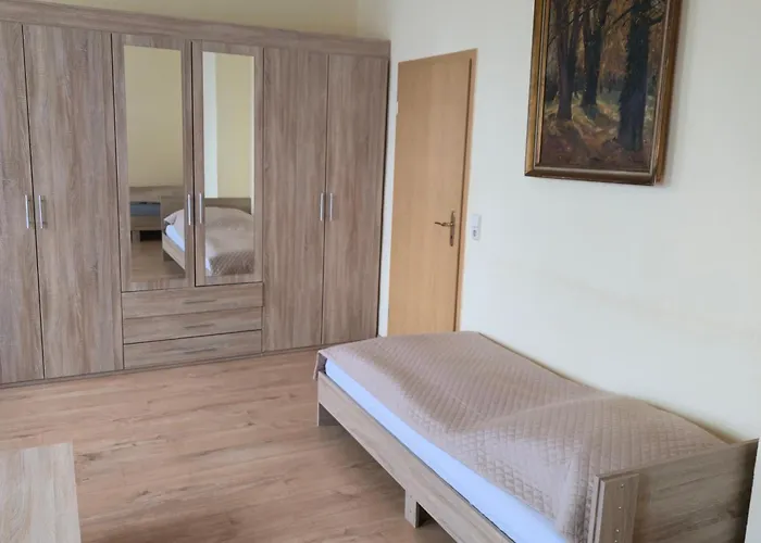 Central Apartment * Γκέρα